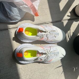 Nike  shoes and Jordans shoes size 15 half price negotiable $40